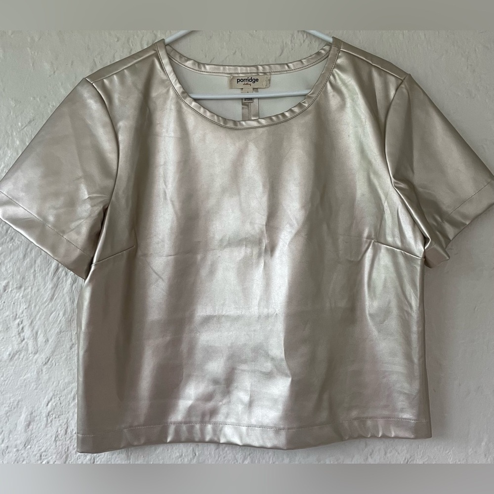 ANTHROPOLOGIE Porridge Boxy Cut Faux Leather Short Sleeve, Metallic Gold; size L